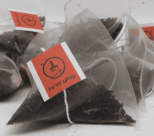 Christmas tea with NZ Mānuka pyramids